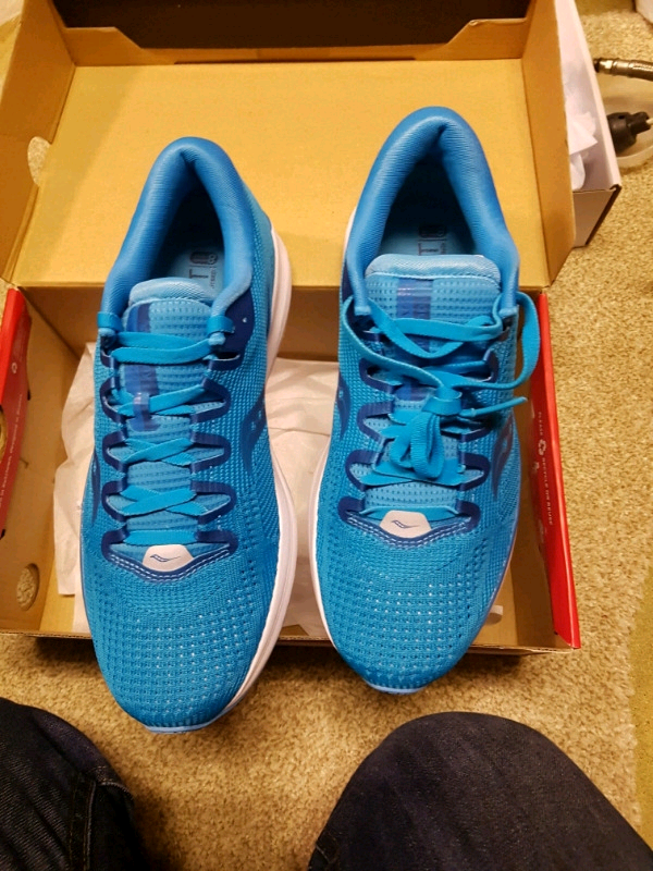 shoes saucony